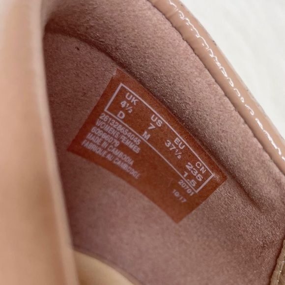 🎉SOLD🎉CLARKS Artisan VENDRA BLOOM WOMENS WEDGE PUMP Size 7 - Picture 12 of 16